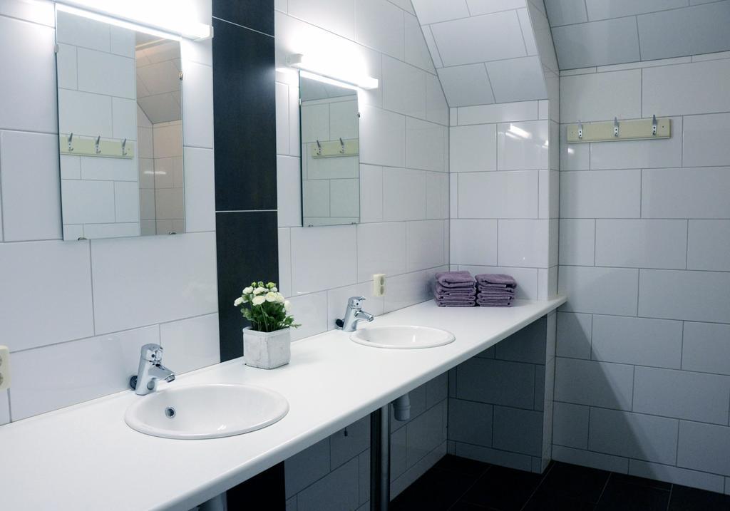 Appartementen Verhuur De Trijehoek Stiens Exteriér fotografie